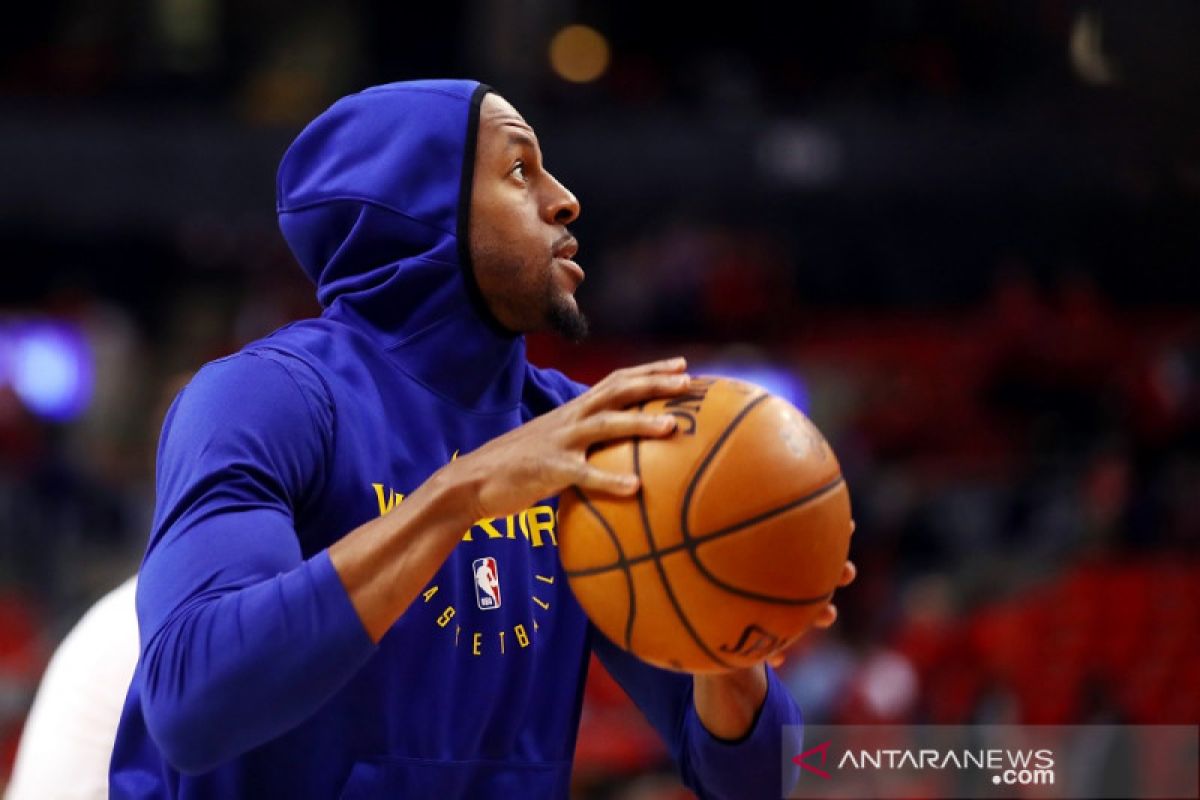 Andre Iguodala "dibuang" Warriors ke Grizzlies demi kosongkan ruang gaji