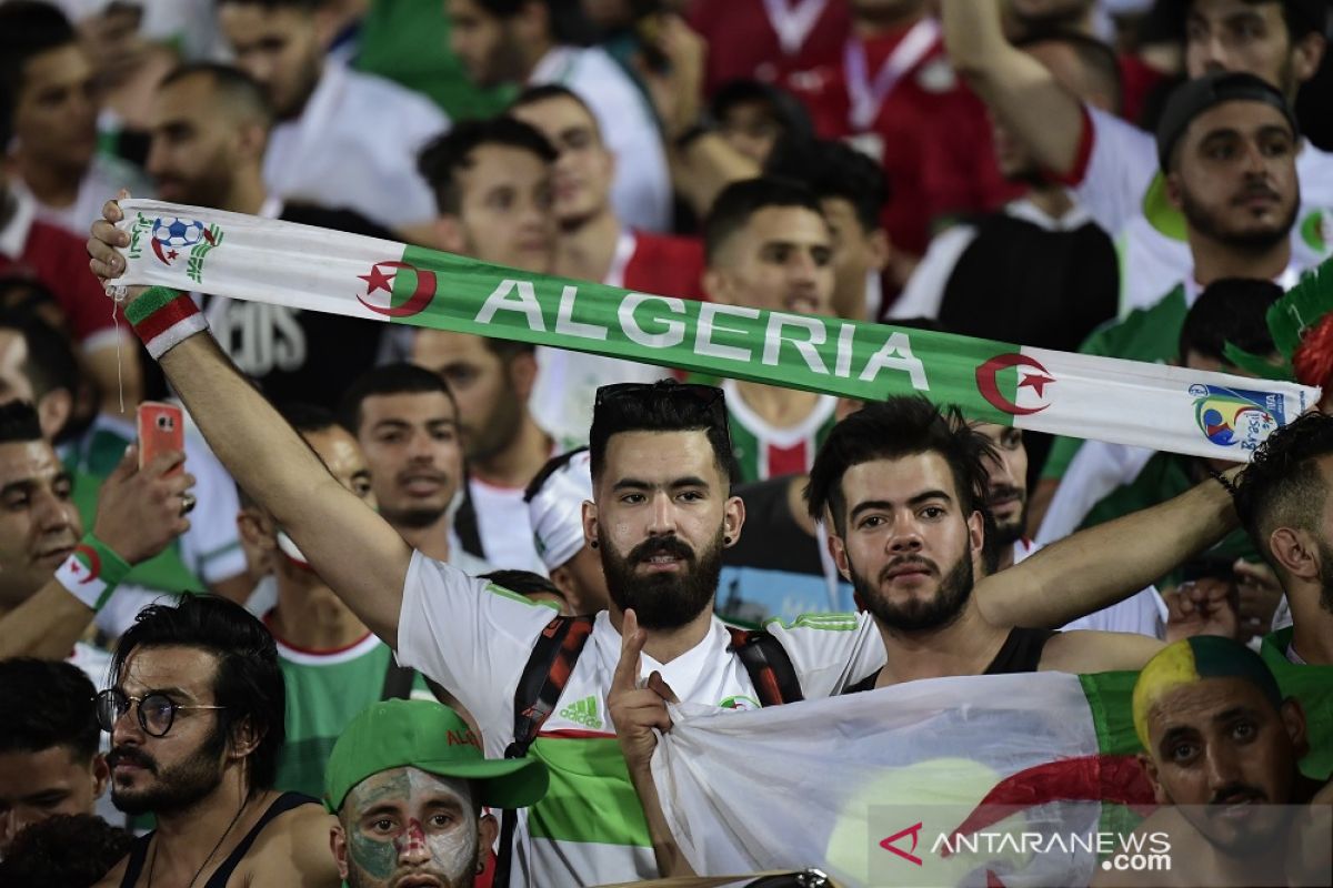 Ringkasan Grup C, Aljazair membantah prediksi