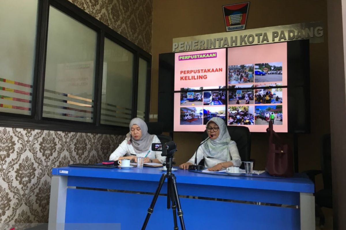 Padang kenalkan pustaka rumah tingkatkan minat baca