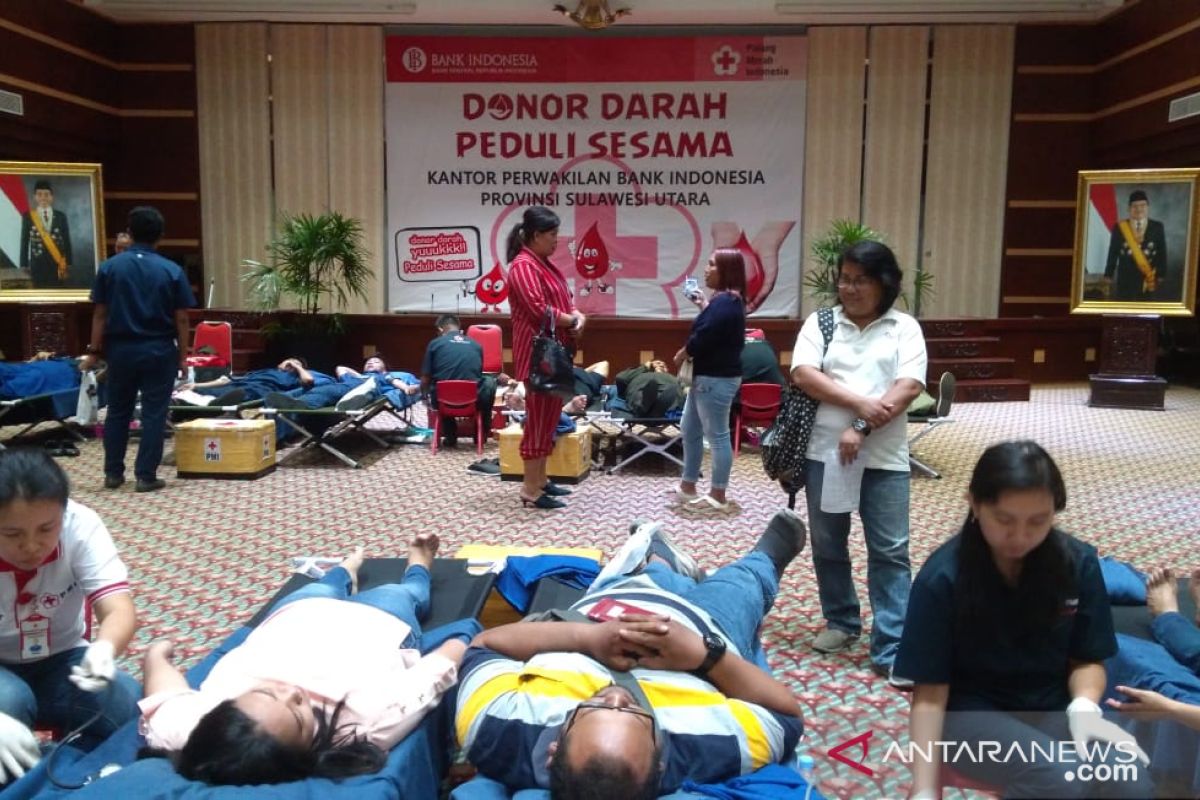 BI Sulut menggelar donor darah wujud peduli kemanusiaan