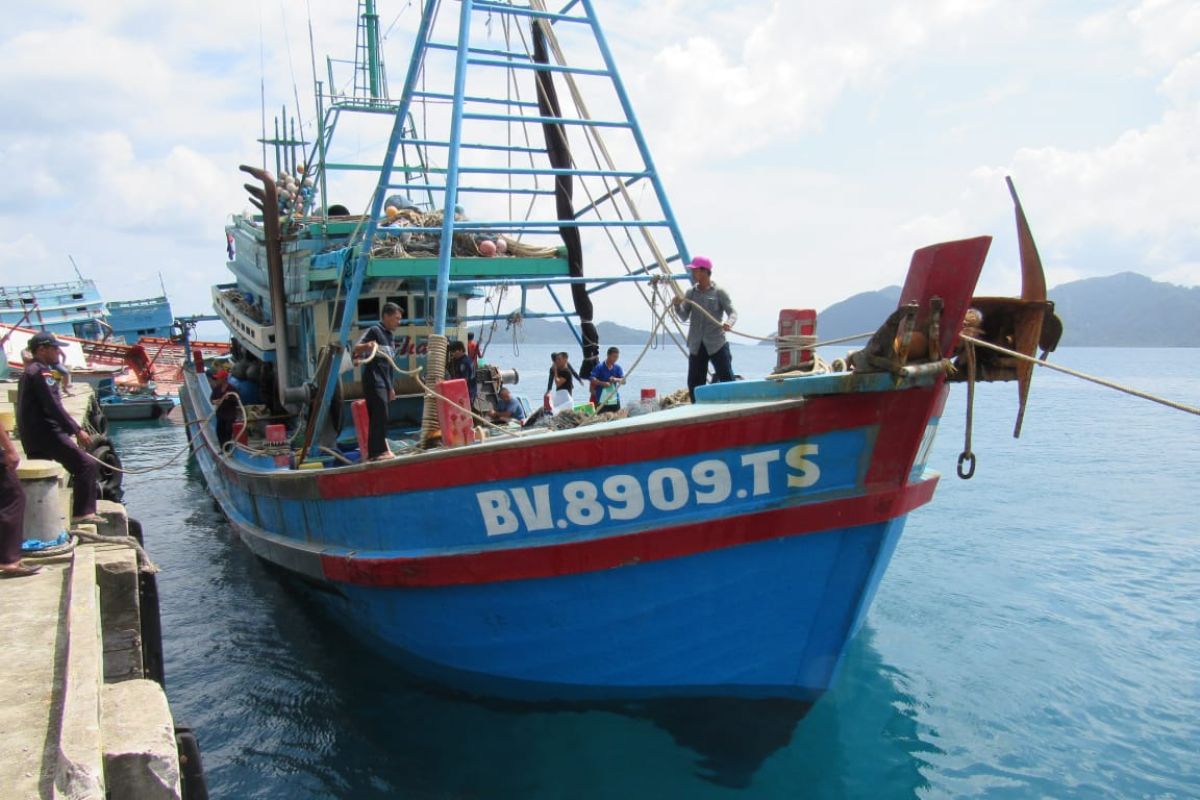 Penyidik KKP terima satu kapal ilegal Vietnam tangkapan Bakamla