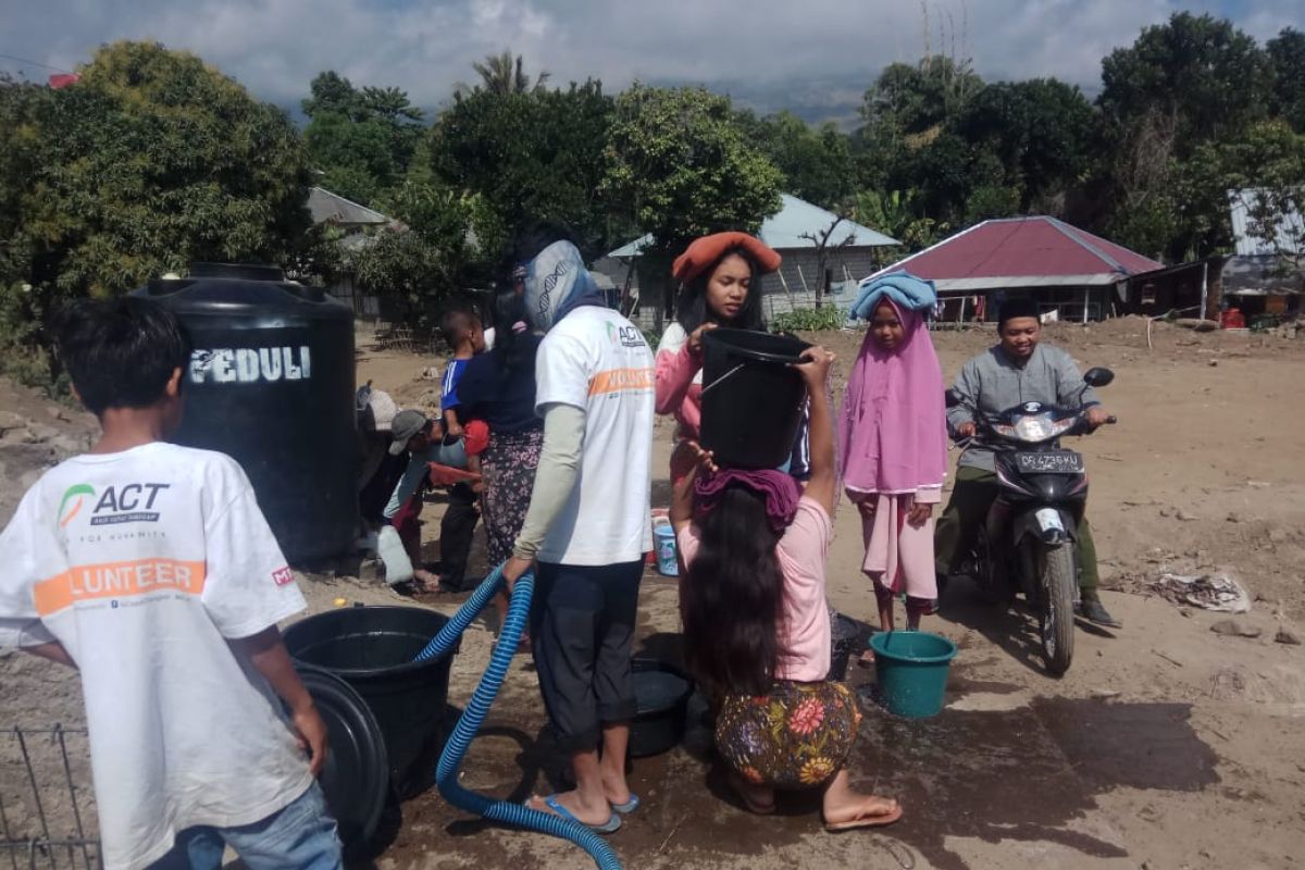 ACT-MRIdistribusikan air bersih ke daerah alami kekeringan di Lombok
