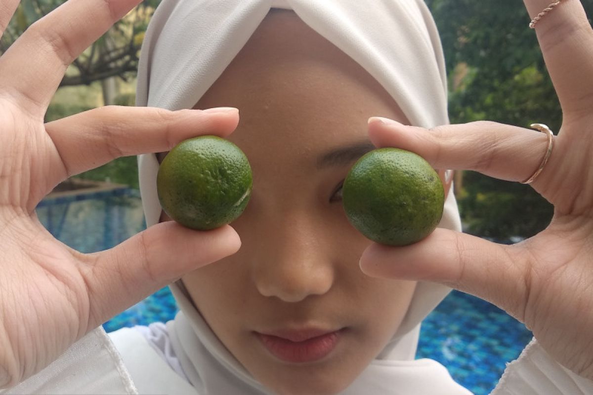 Konsumsi buah bisa cerahkan kulit