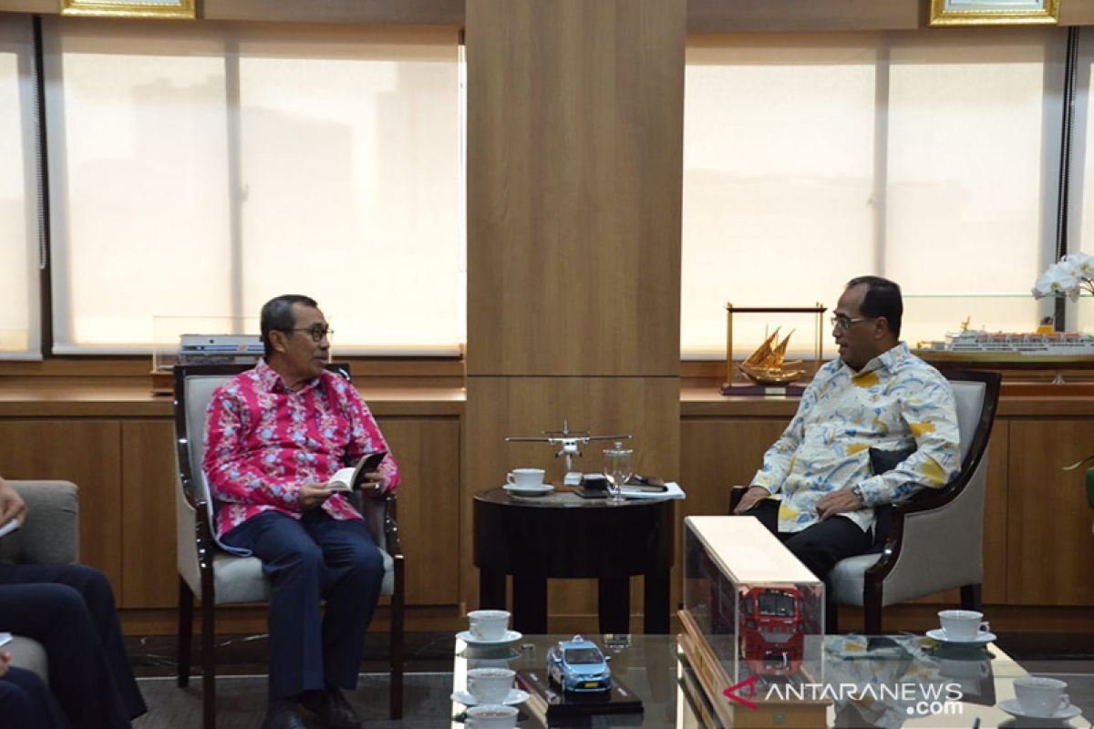 Menhub dan Gubernur Riau bahas empat proyek infrastruktur strategis