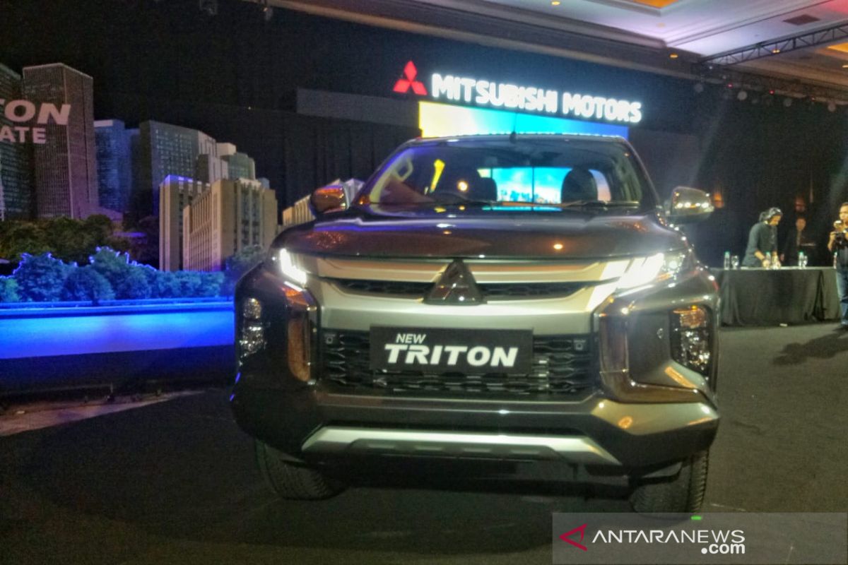 Mitsubishi perkenalkan New Triton meski pasar otomotif melemah