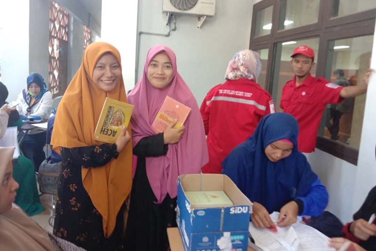 Pertama di Aceh, pendonor darah dapat hadiah buku