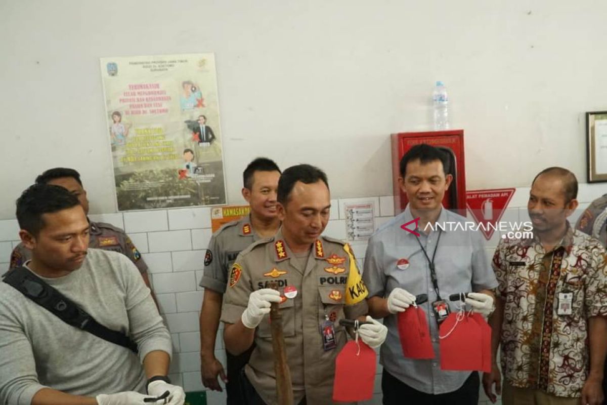 Polisi tembak mati buron bandit motor