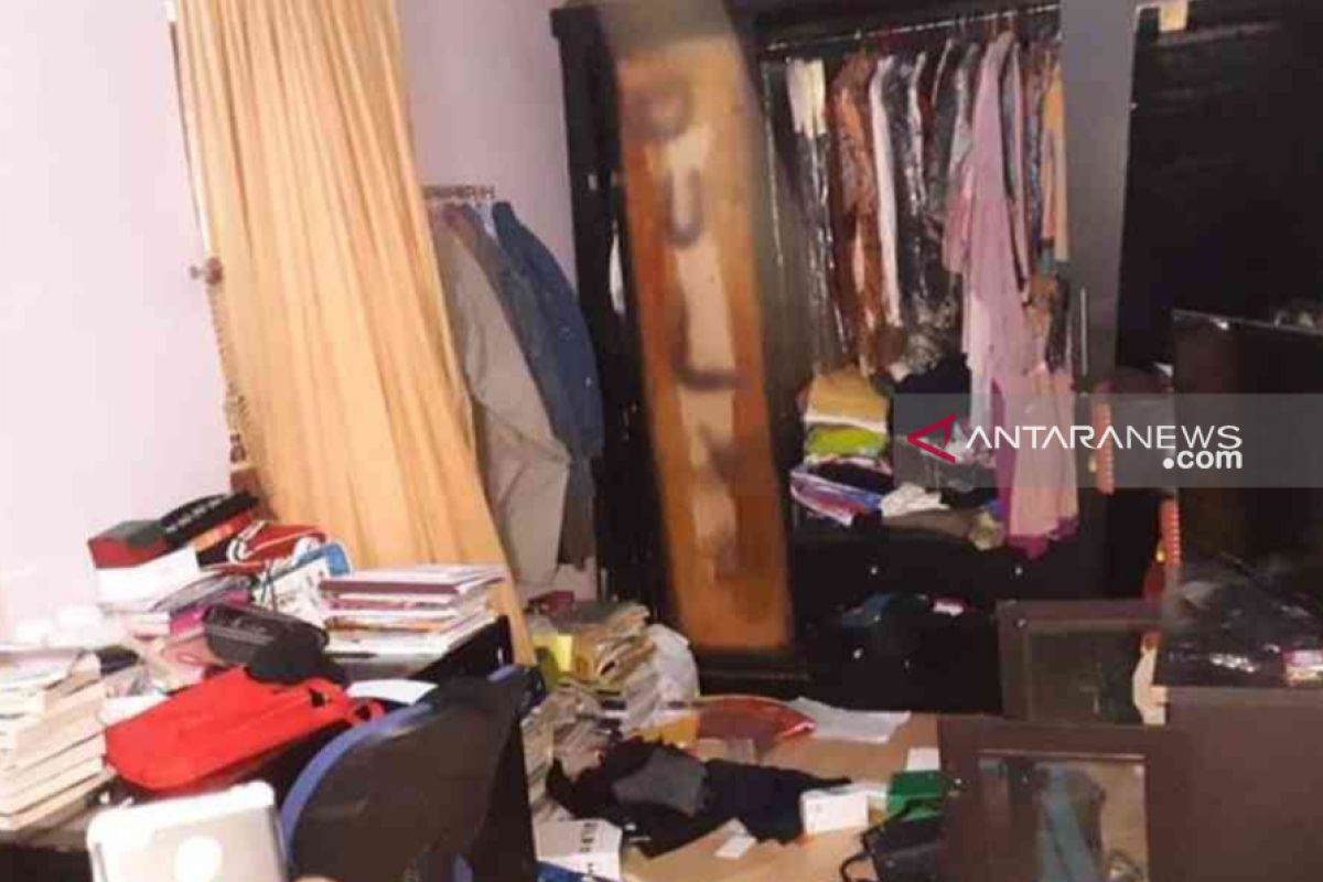 Pencuri rumah kosong di Bekasi dihakimi warga hingga kritis