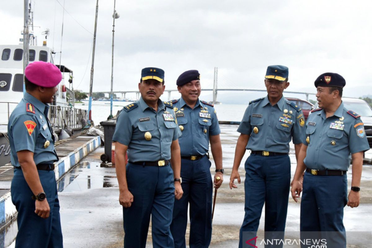 Aslog Kasal tinjau fasilitas Lantamal IX Ambon