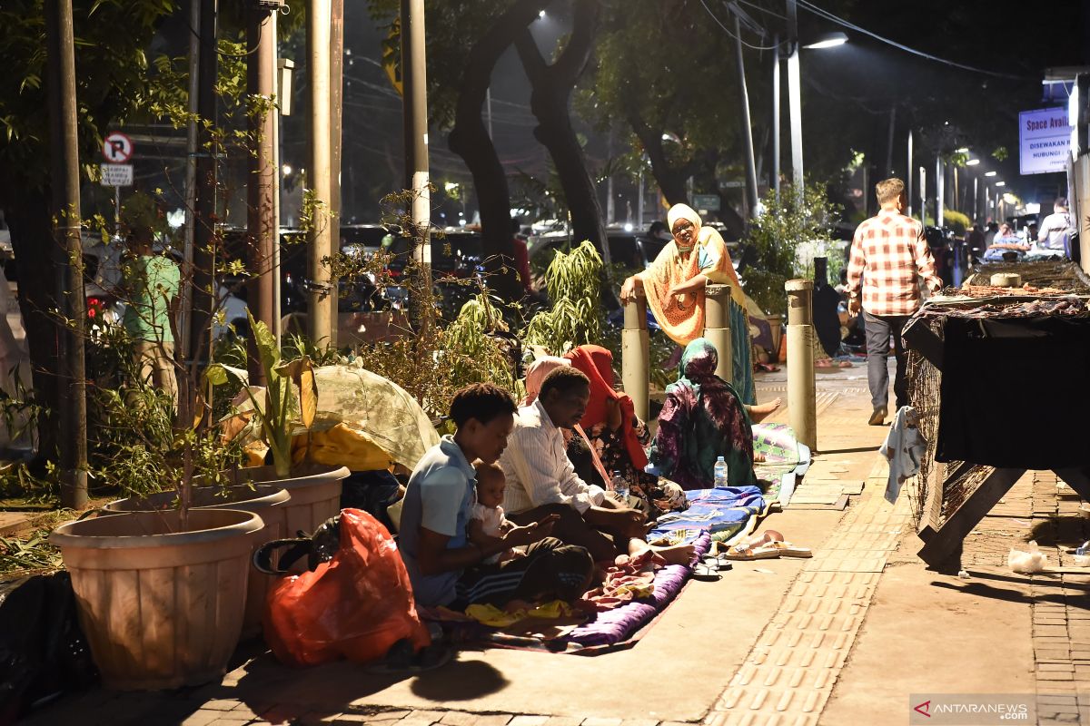 Warga keluhkan pencari suaka bikin lingkungan Kebon Sirih kumuh