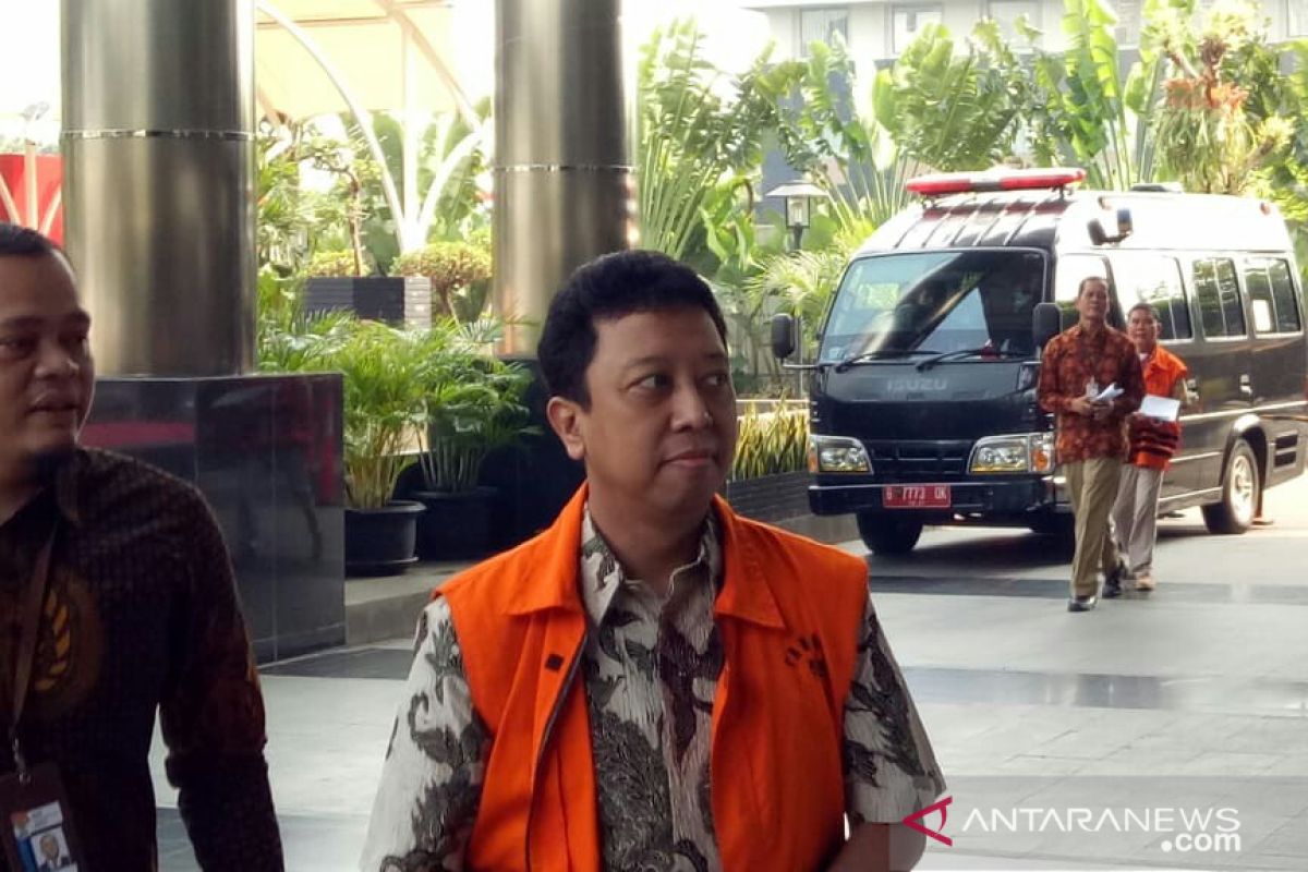 Romahurmuziy's personal staff Amin Nuryadi receives KPK's summons