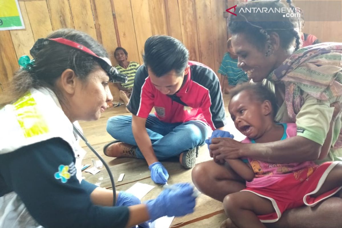 Pemprov Papua Barat berikan layanan kesehatan tambahan di pedalaman