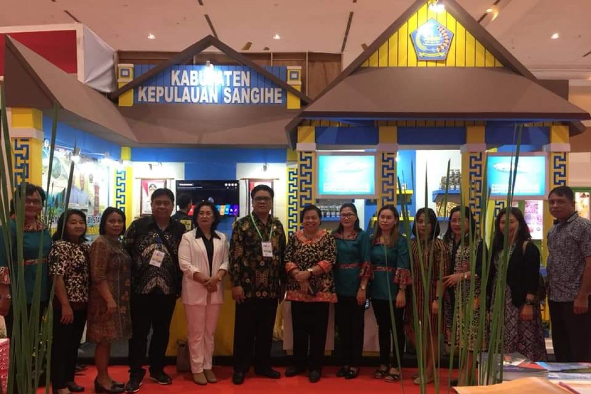 Bupati Sangihe hadiri pameran APKASI di Jakarta