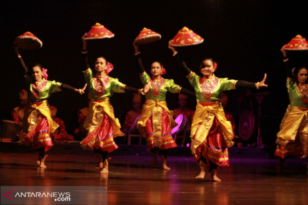 Taman Budaya "rumah" para seniman di NTB