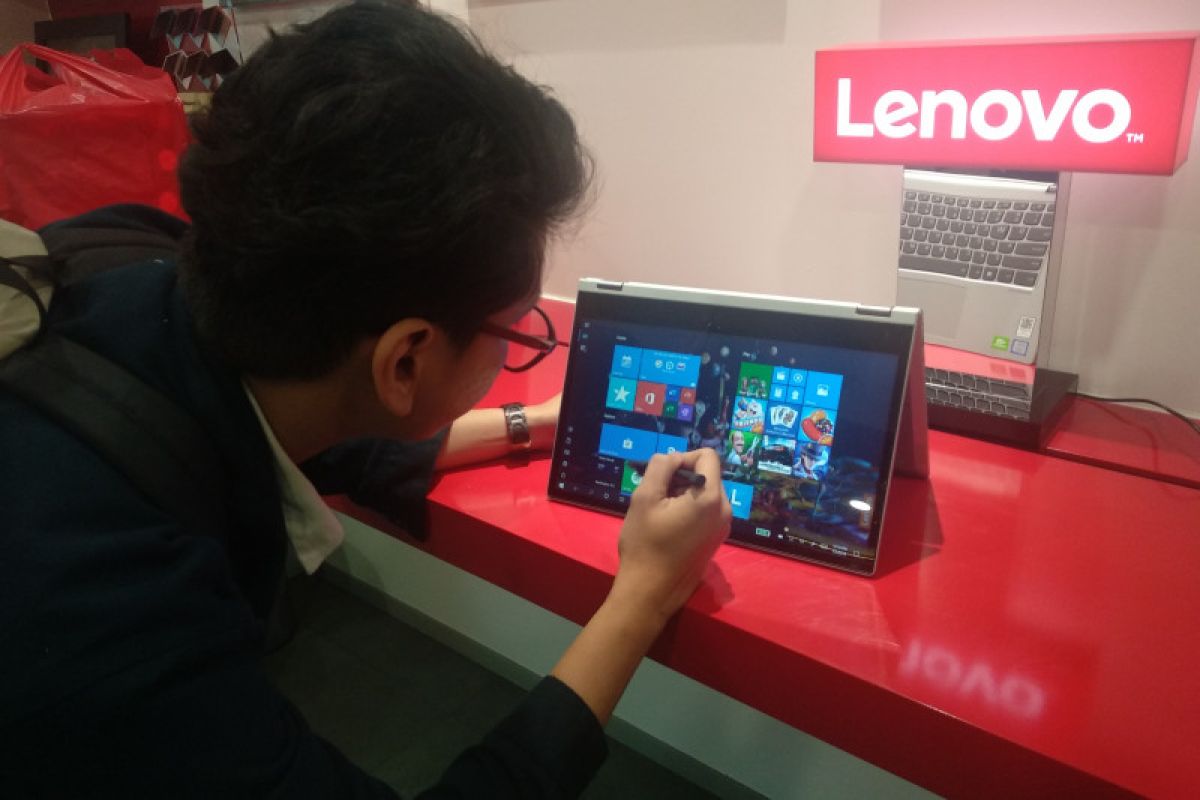 Lenovo lengkapi jajaran "convertible" dengan IdeaPad C340