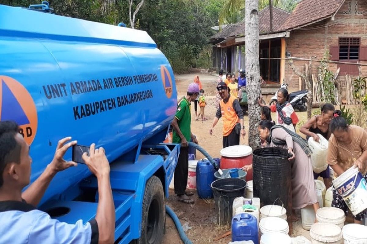 Krisis air bersih landa satu desa di Banjarnegara