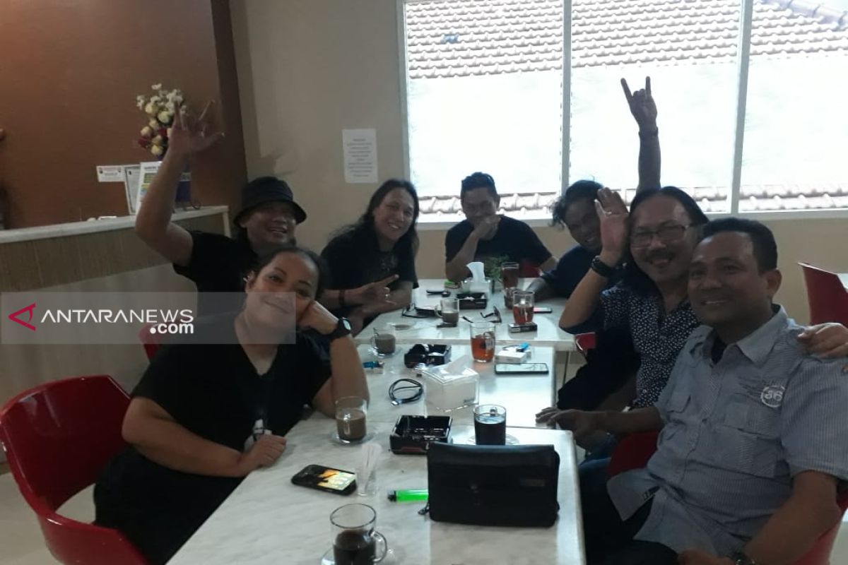 Mantan vokalis Boomerang Roy dapat dukungan maju Pilkada Surabaya 2020