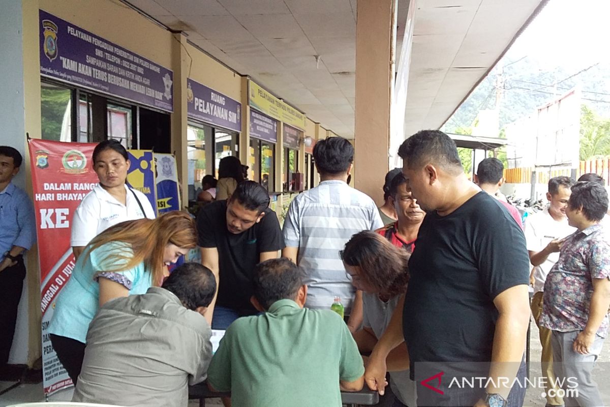 Ratusan pendaftar SIM gratis di  Polres Sangihe tidak lulus tes