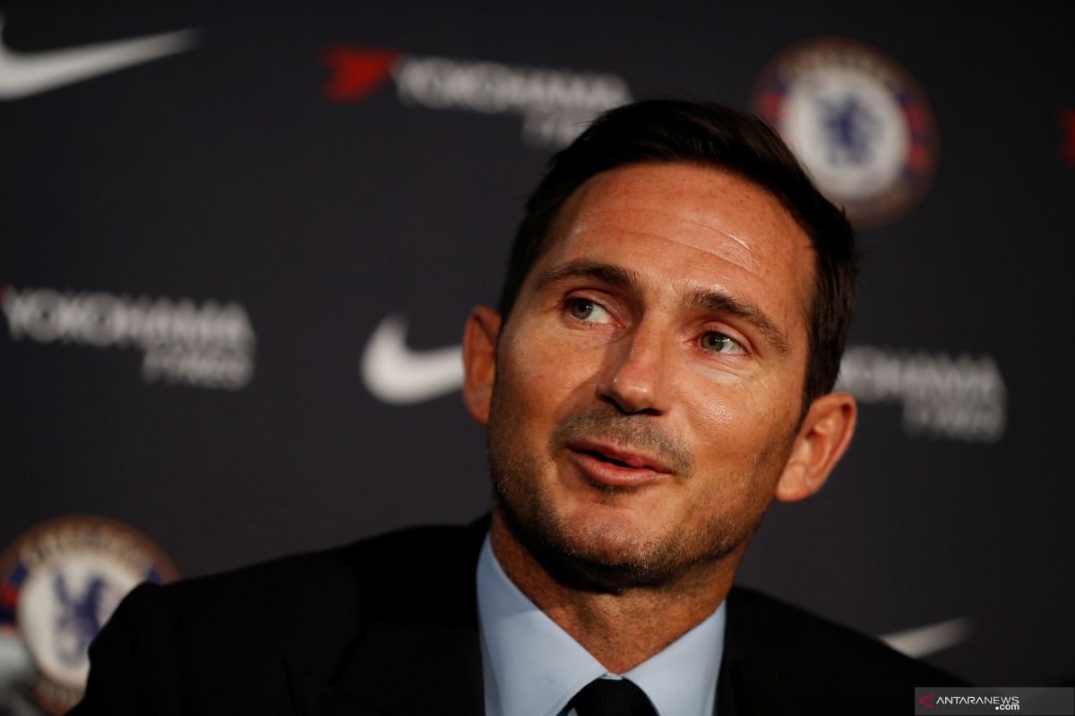 Frank Lampard mulai bekerja, Pedro nikmati permainan Chelsea