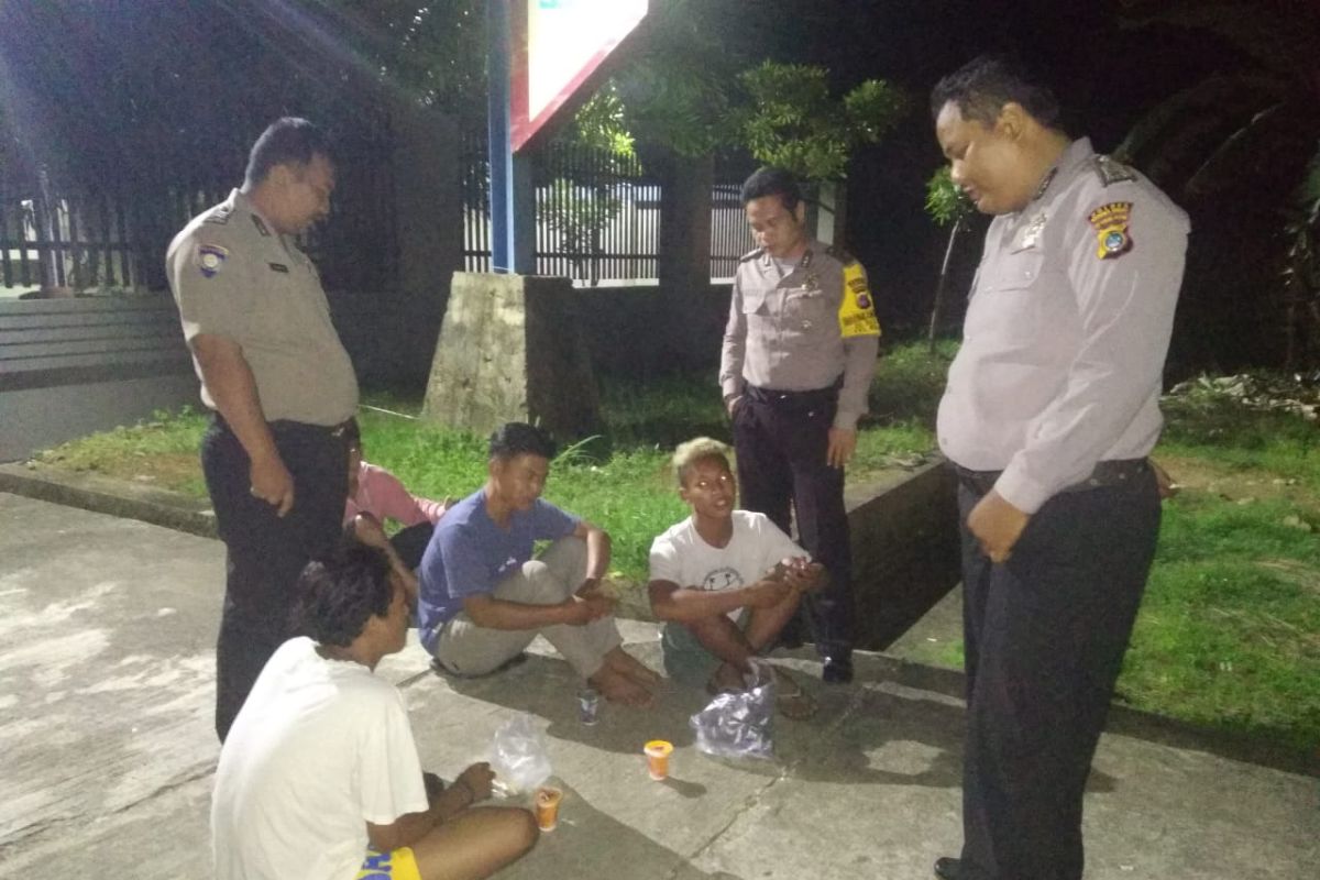 Polisi Sektor Kelapa giatkan pengawasan lokasi rawan