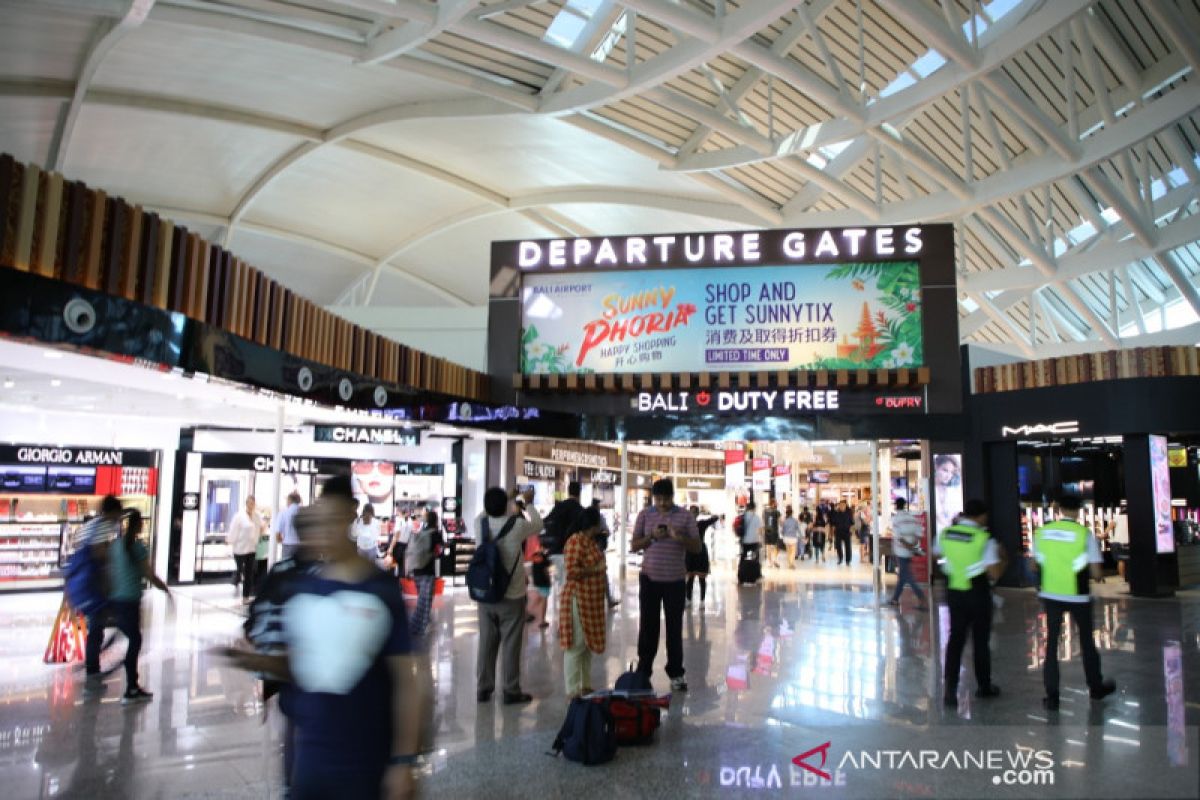 Sambut turis musim panas, Bandara Ngurah Rai gelar festival belanja