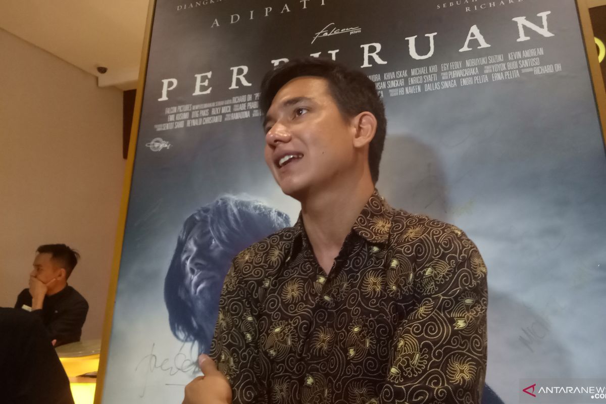 Aktor film Adipati Dolken ingin produksi film pendek