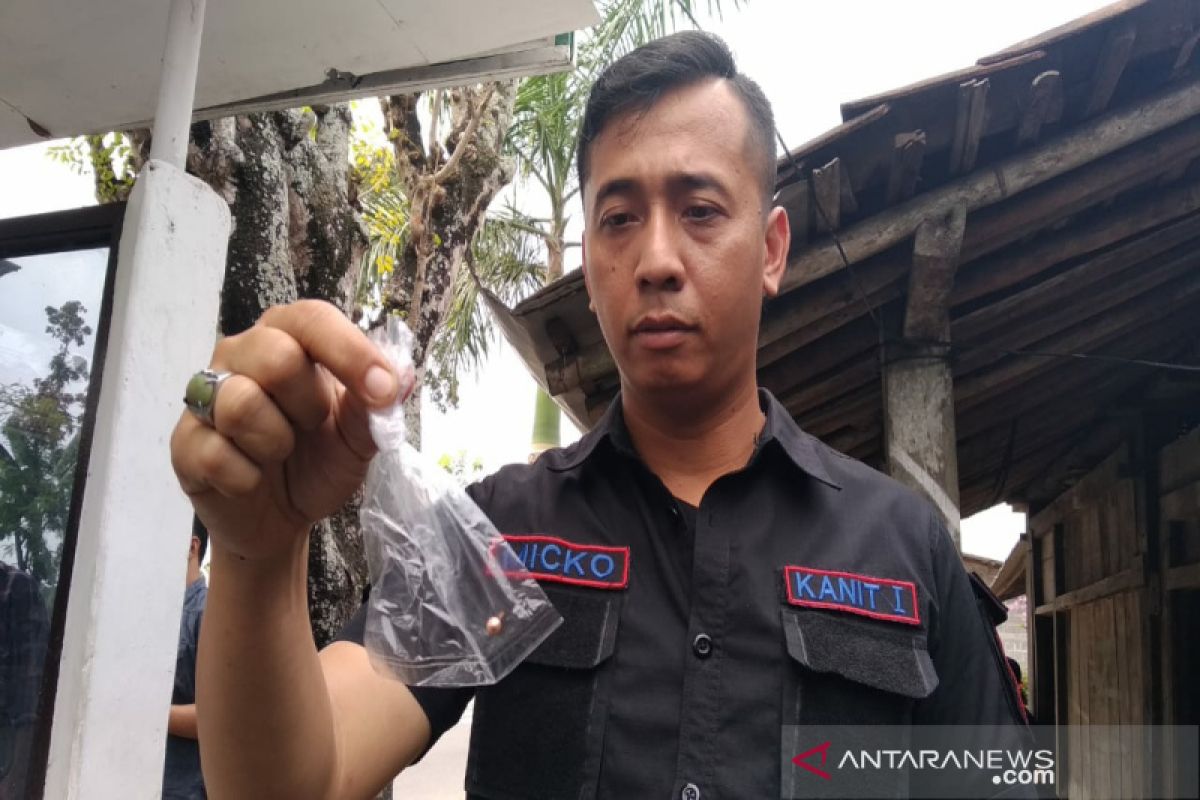 Pos Polisi Siluwok Kulon Progo ditembak orang tidak dikenal