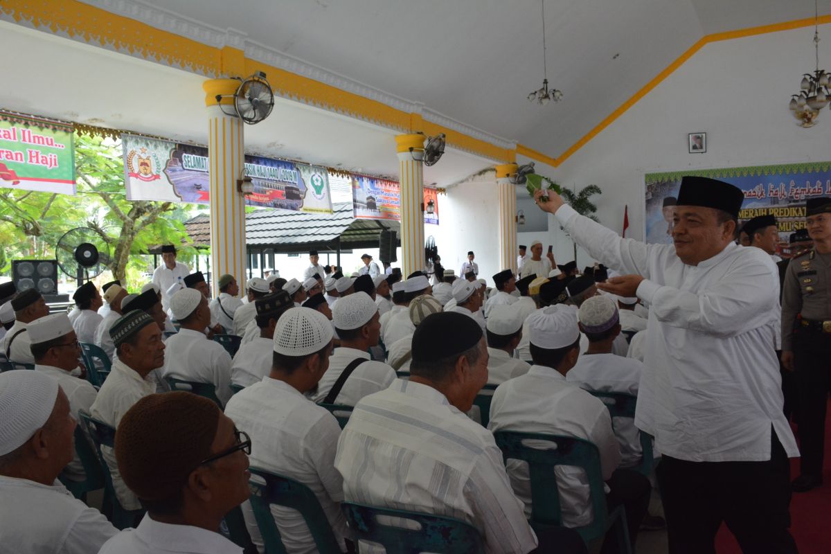 Calon jamaah haji Langkat berangkat dua kelompok terbang