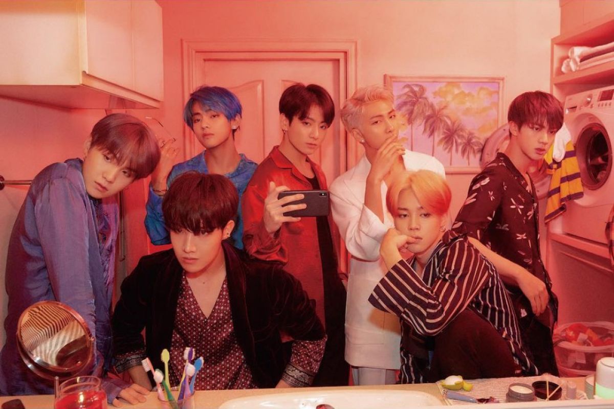 "Lights" BTS rajai tangga lagu iTunes seluruh dunia