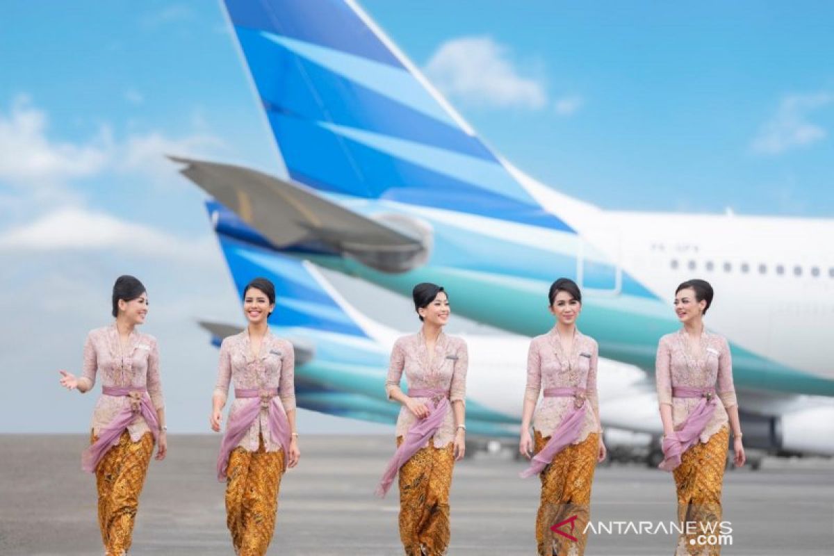 Kebaya Anne Avantie "mengudara" bersama Garuda Indonesia