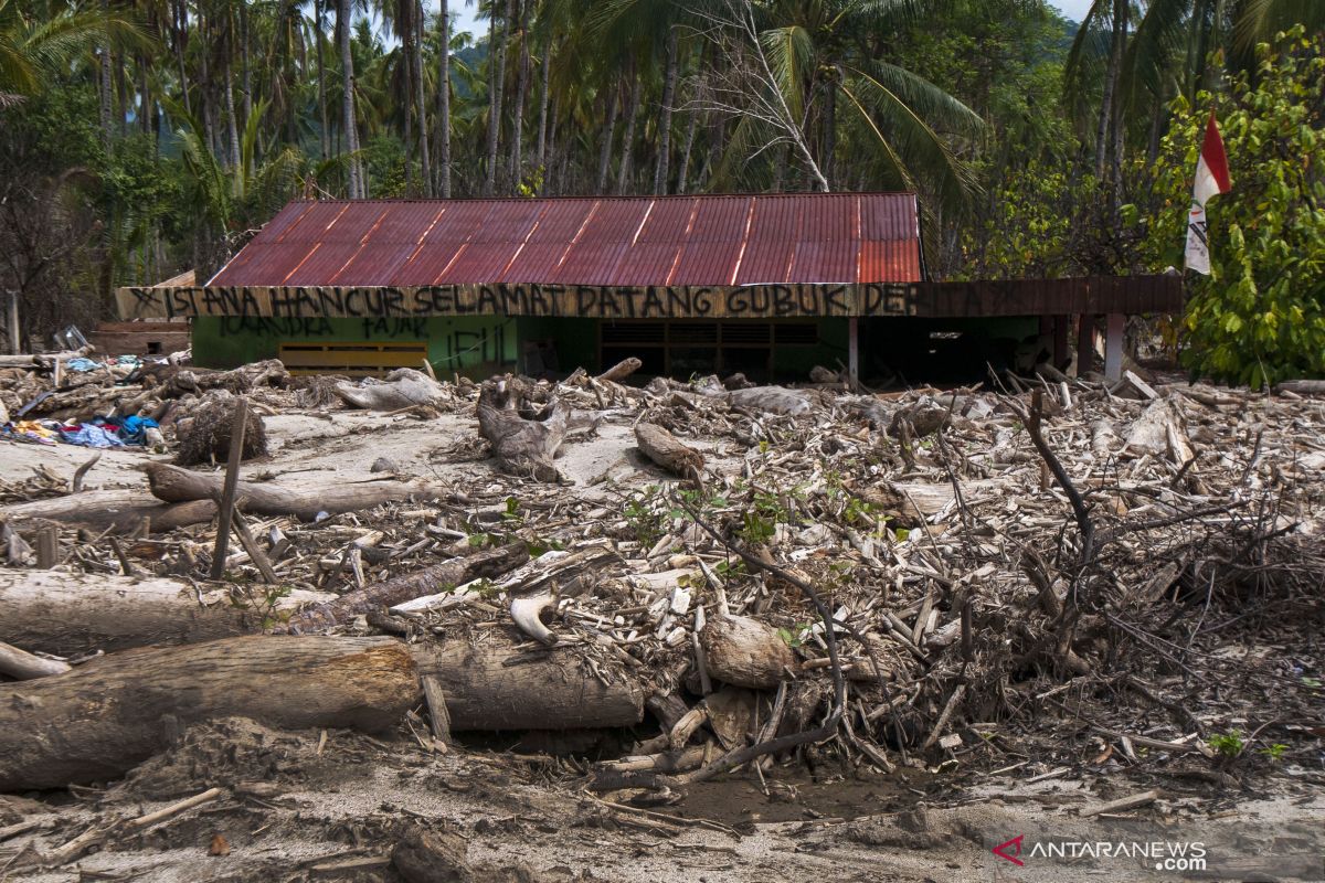 Tiga wilayah permukiman warga di Sigi diterjang banjir