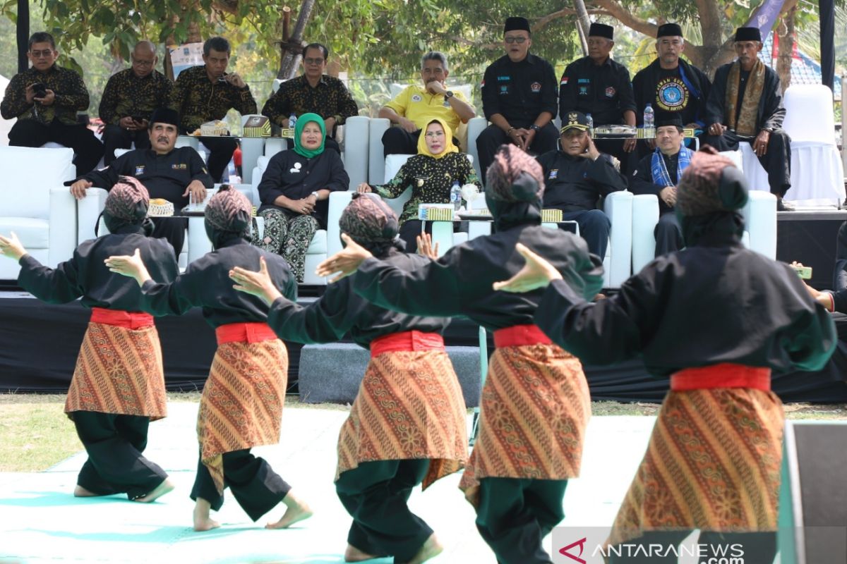 Festival Silat Kaserangan digelar di Pantai Anyer