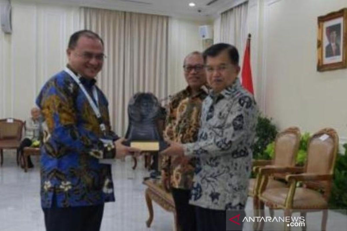 Presiden Jokowi anugerahi Gubernur Babel penghargaan PJSK