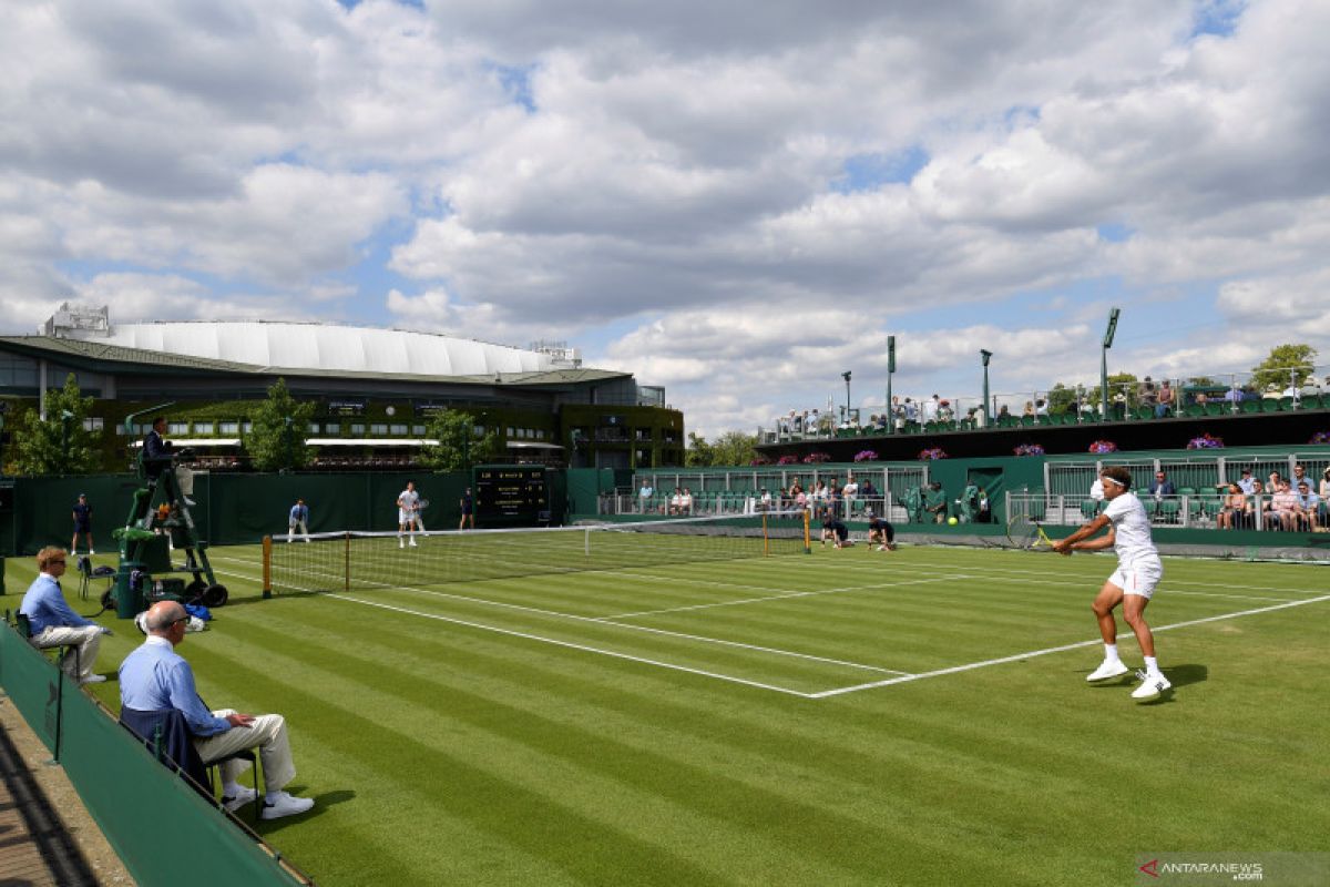 Wimbledon - Tomic didenda karena main di bawah standar