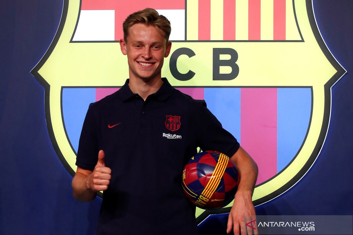 Terungkap, Ini alasan De Jong pilih Barcelona