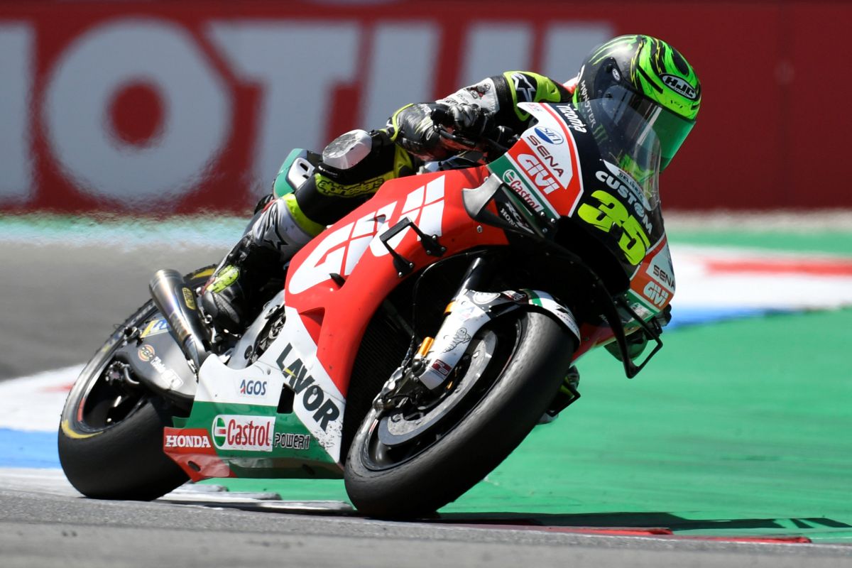 Cal Crutchlow turun di GP Jerman dengan cedera tulang kering