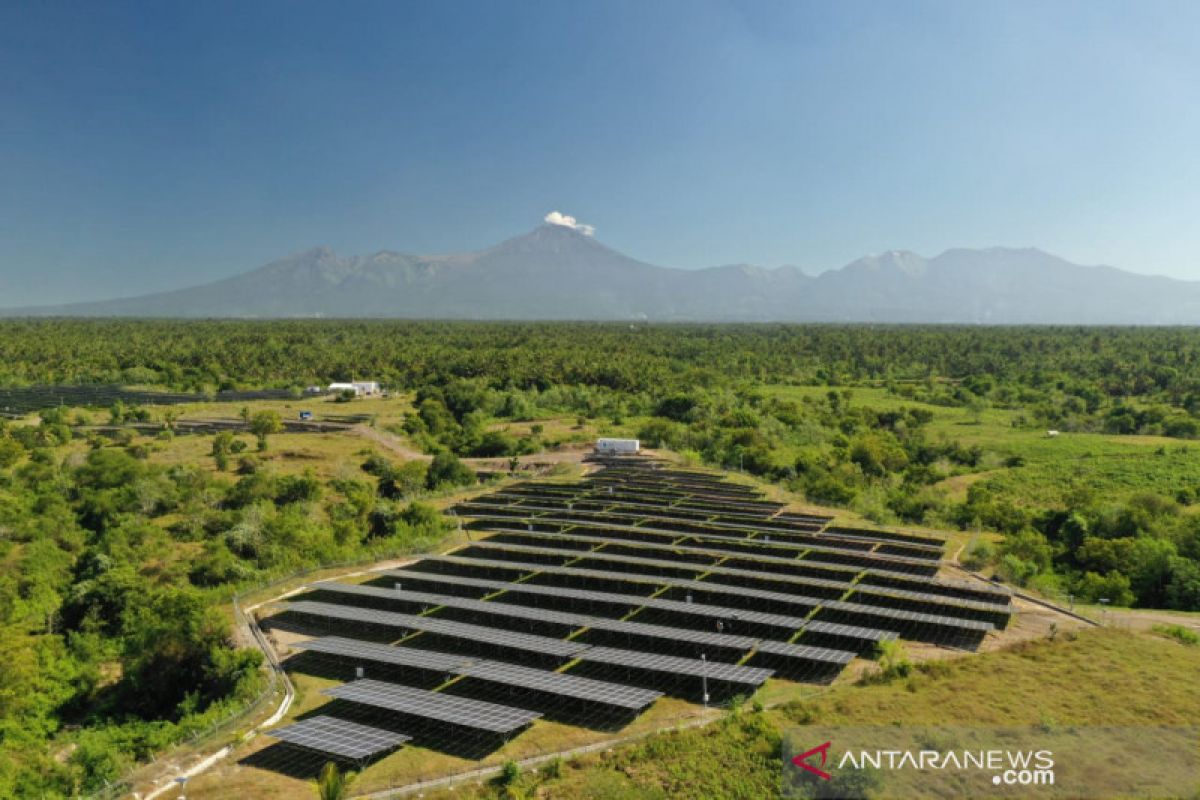 Tiga PLTS perkuat sistem kelistrikan Lombok