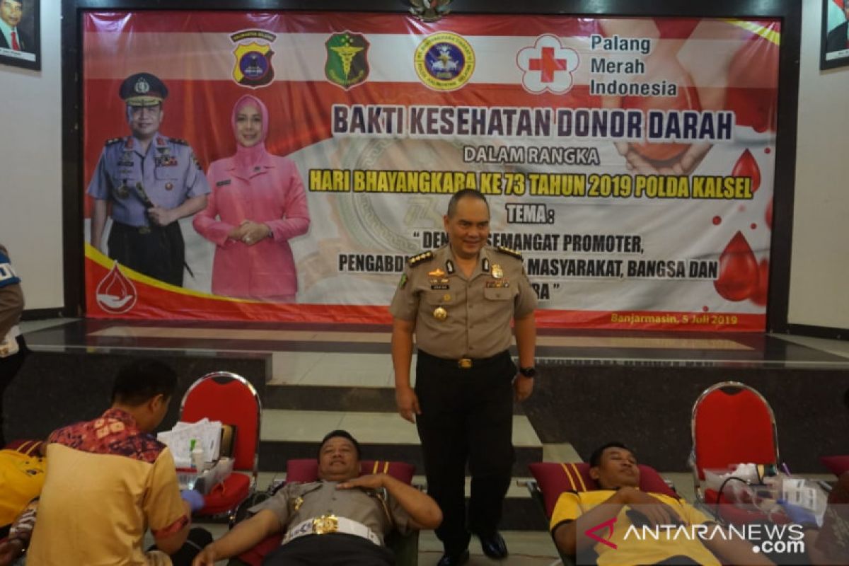 Polda Kalsel laksanakan donor darah di 17 lokasi