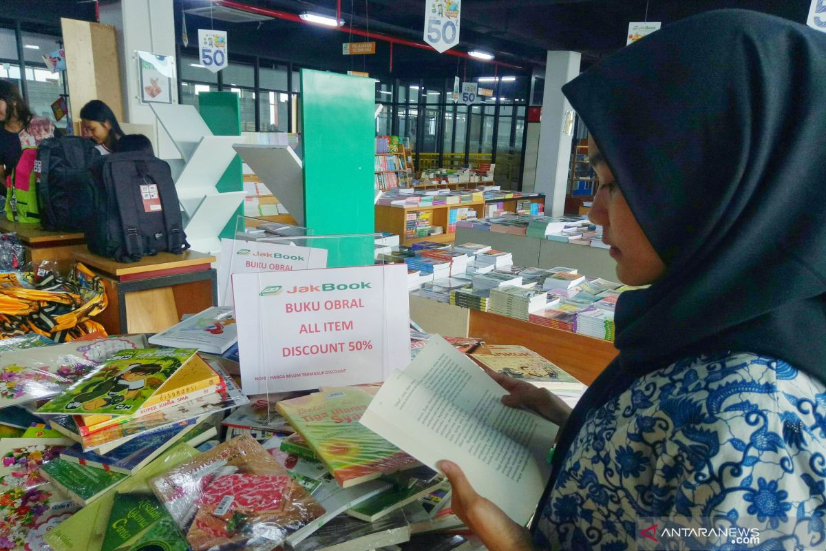 Jakbook Pasar Kenari berikan diskon sambut libur sekolah