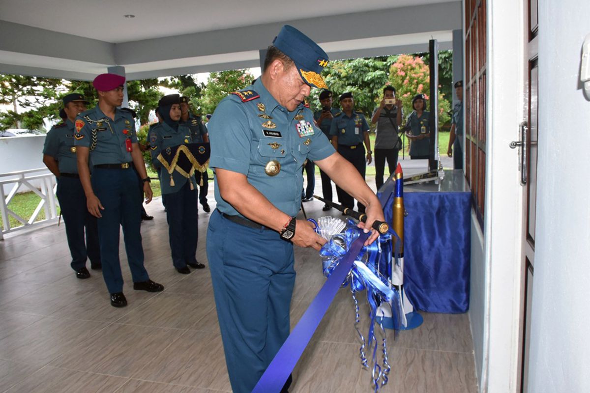 Pangkoarmada III ingatkan personel Lantamal IX/Ambon hindari narkoba