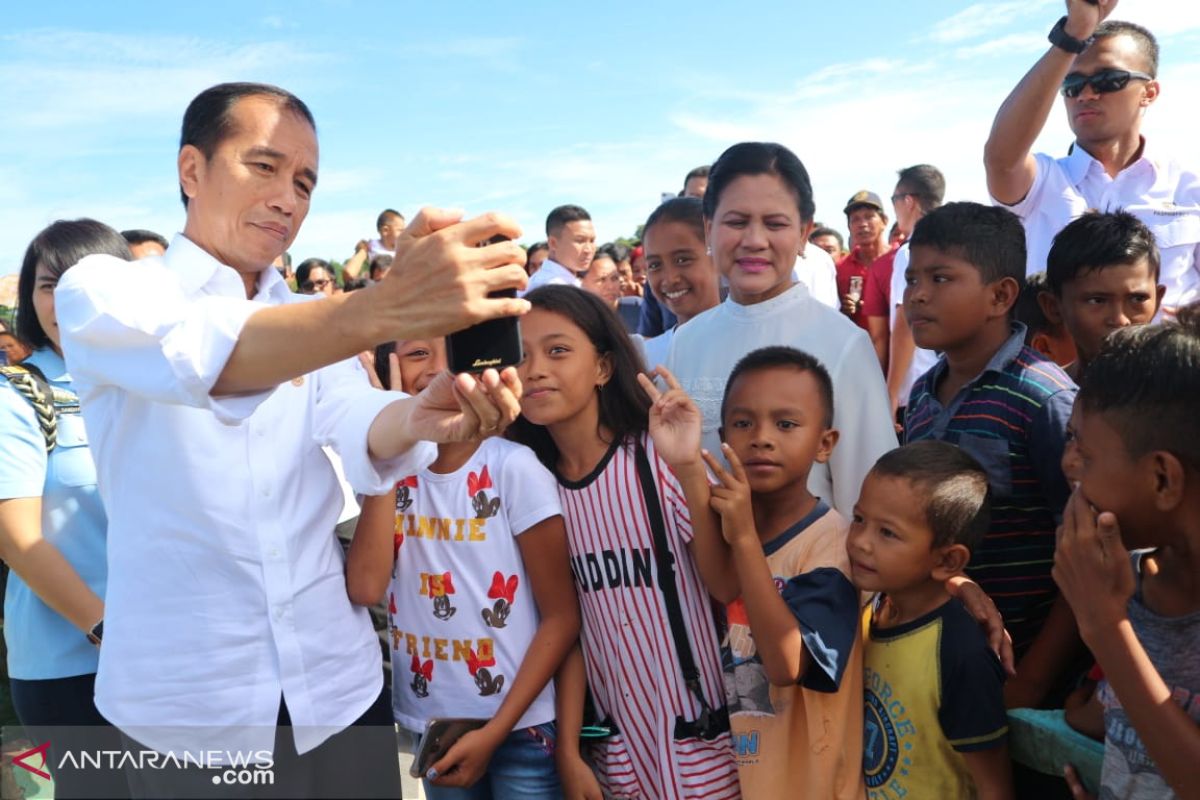 Presiden Jokowi minta pariwisata Bunaken didesain tak ganggu konservasi