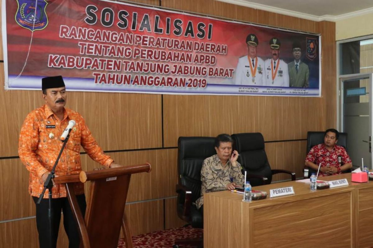 Wabup Tanjabbar sosialisasikan Ranperda APBD-P 2019