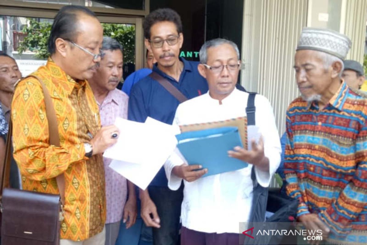 Warga Mangkang Kulon Semarang tuntut pengembang lunasi pembelian tanah
