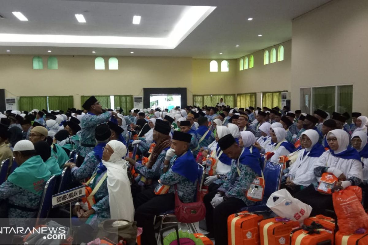 Kloter pertama JCH NTB diberangkatkan