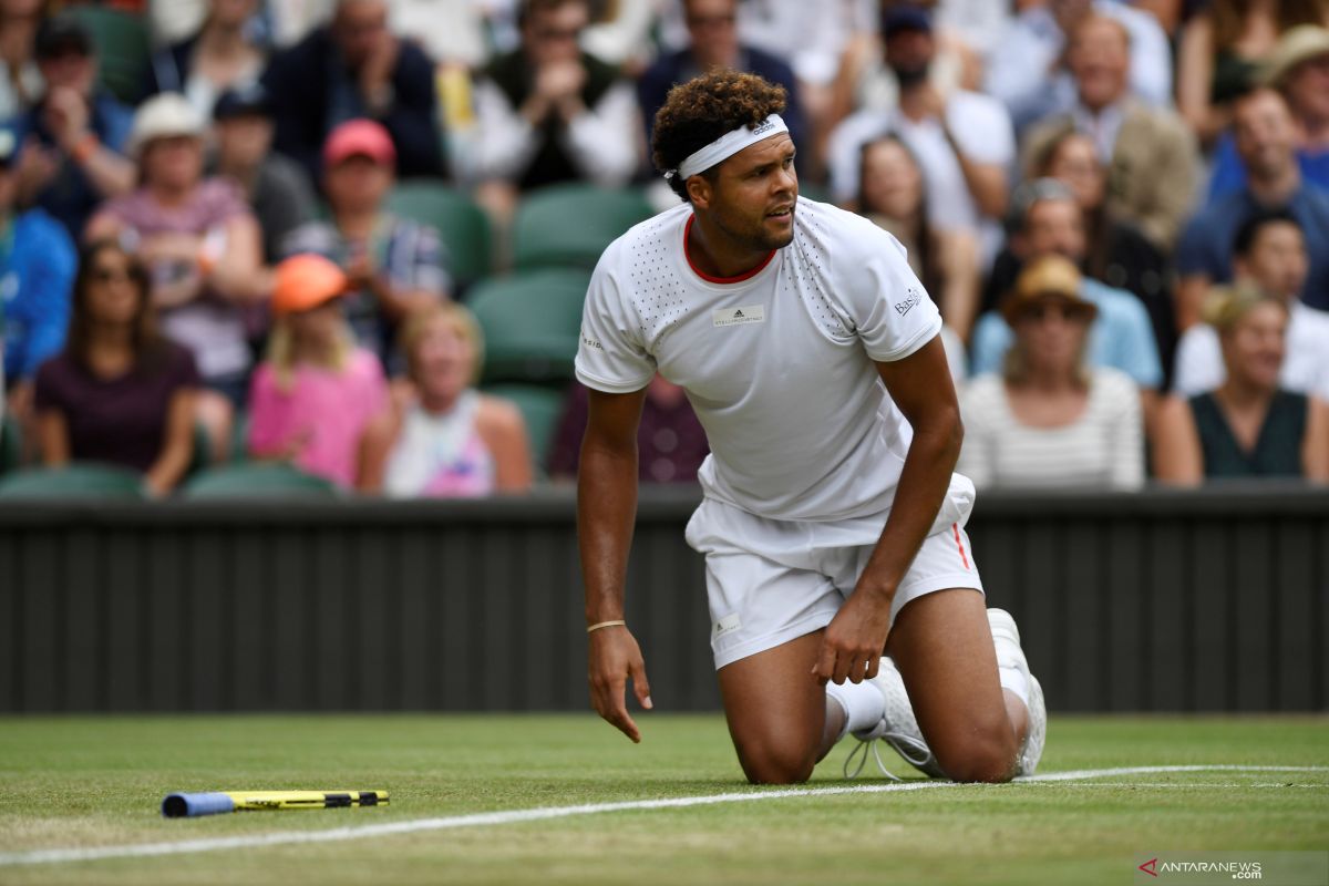 Tsonga singkirkan peringkat delapan dunia Khachanov di Washington