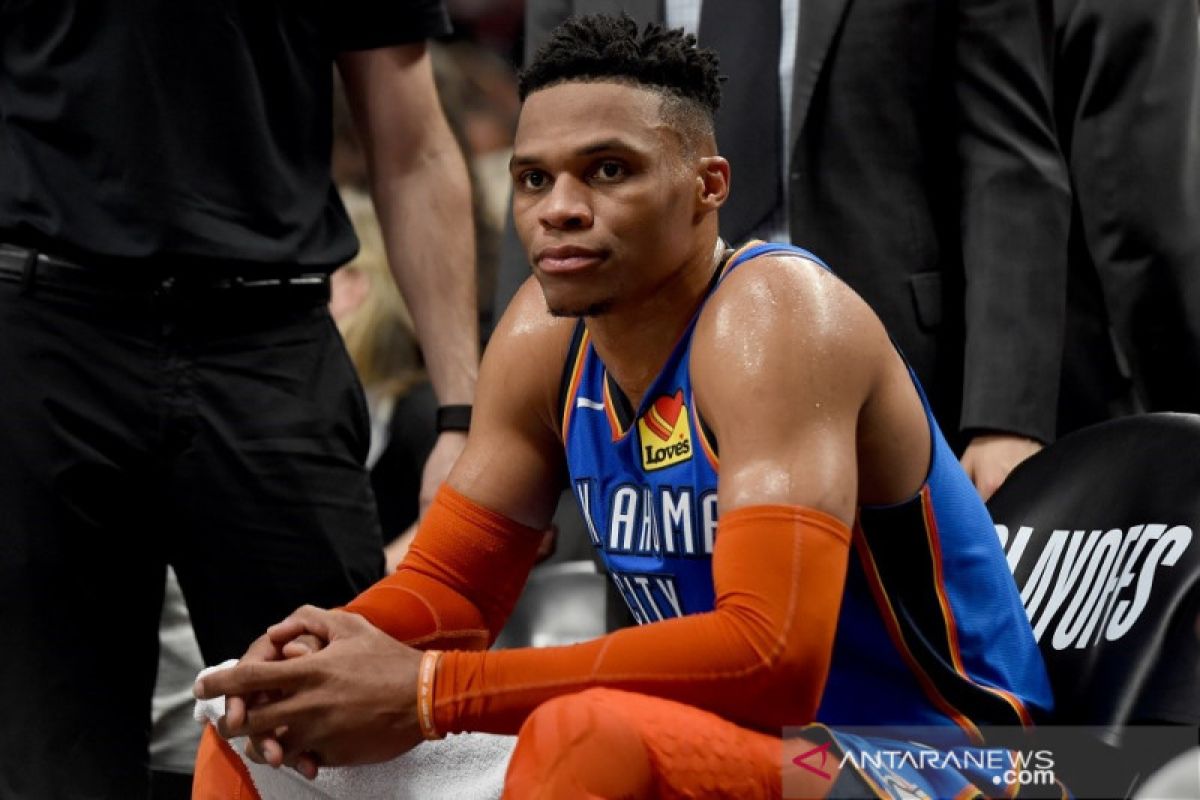 Ditinggal George, Russell Westbrook pelajari peluang pergi dari Thunder