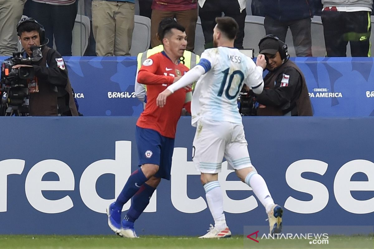 Argentina vs Chile Copa America, Messi diusir wasit