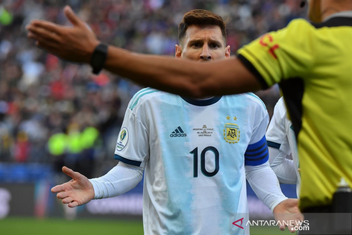 Messi tuduh kartu merah di Copa America gara-gara kritik