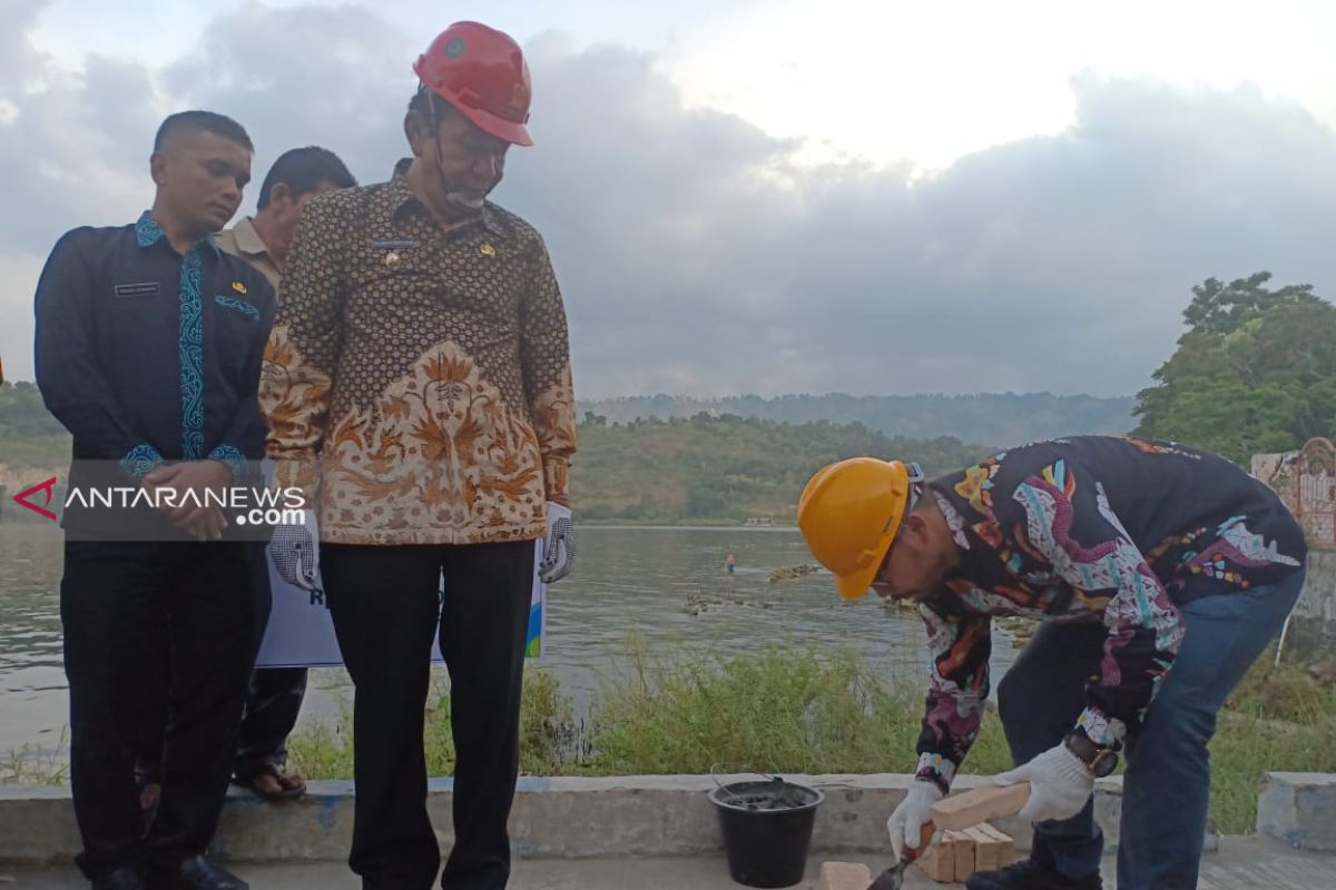 Manajer UP3 PLN Sibolga letakkan batu pertama objek wisata Sibandang green island