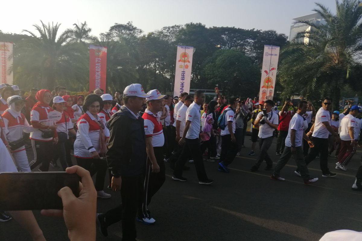 Panglima TNI dan Kapolri olahraga bersama di Silang Monas